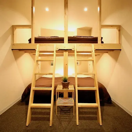 Osaka Guesthouse Nest